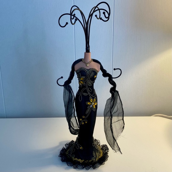 BUNDLE OF TWO Jewelry Holders - Picture 3 of 5